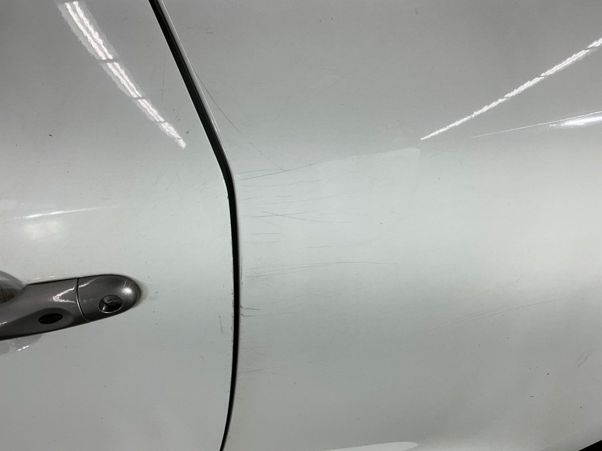 Renault Megane 2015 — photo 31