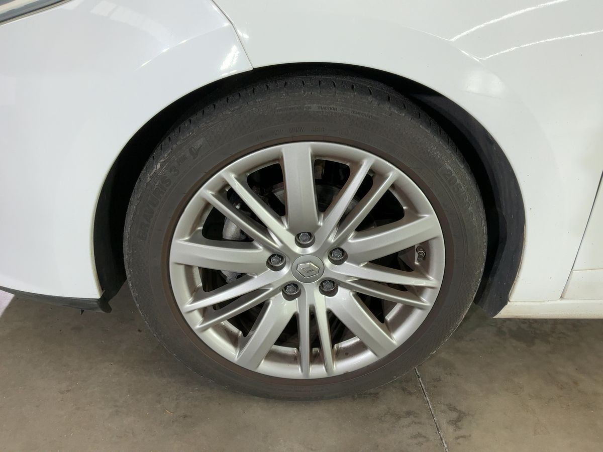 Renault Megane 2015 — photo 4