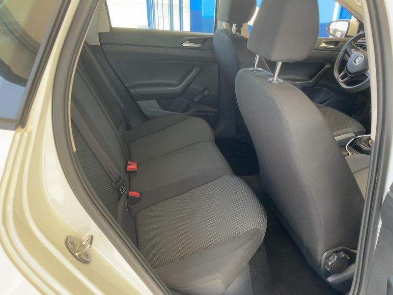 Volkswagen Polo 1.6 TDI Trendline 2019 – снимка 19