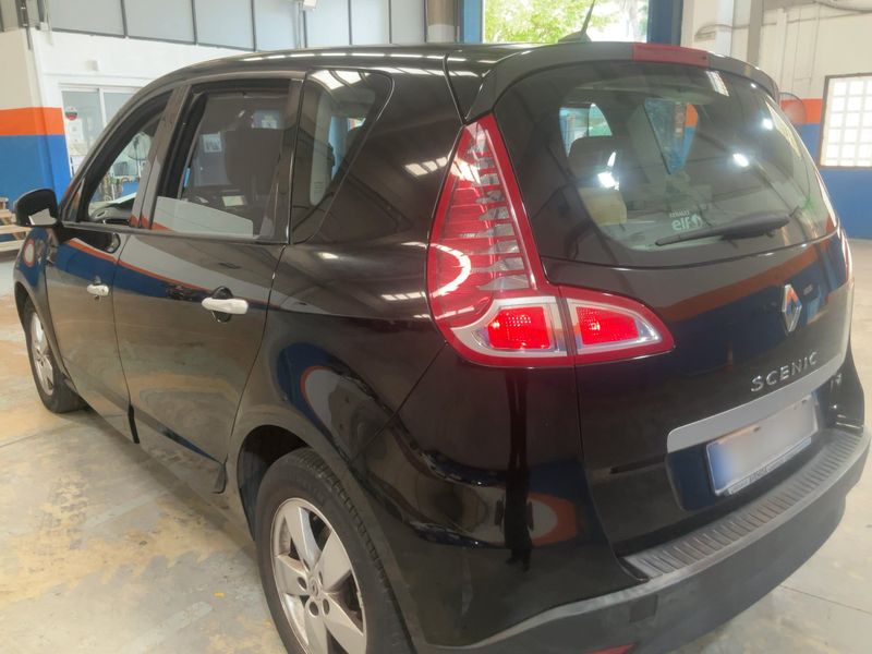 Renault Scenic 1.6 dCi Dynamique — zdjęcie 3