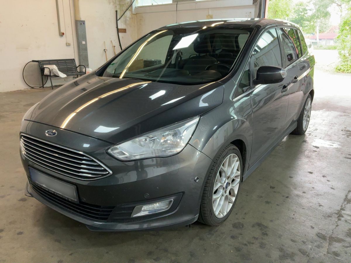 Ford Grand 2015