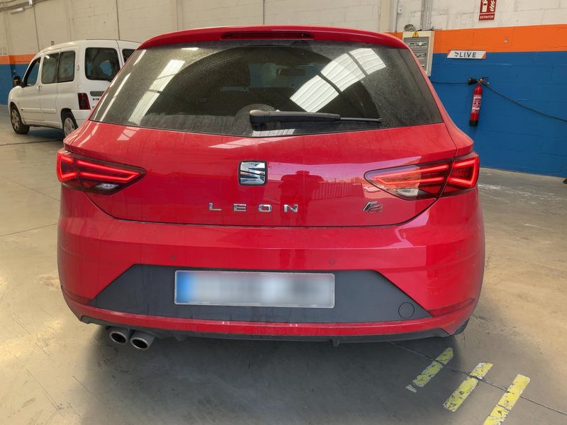 Seat Leon 2.0 TDI FR Plus — zdjęcie 5