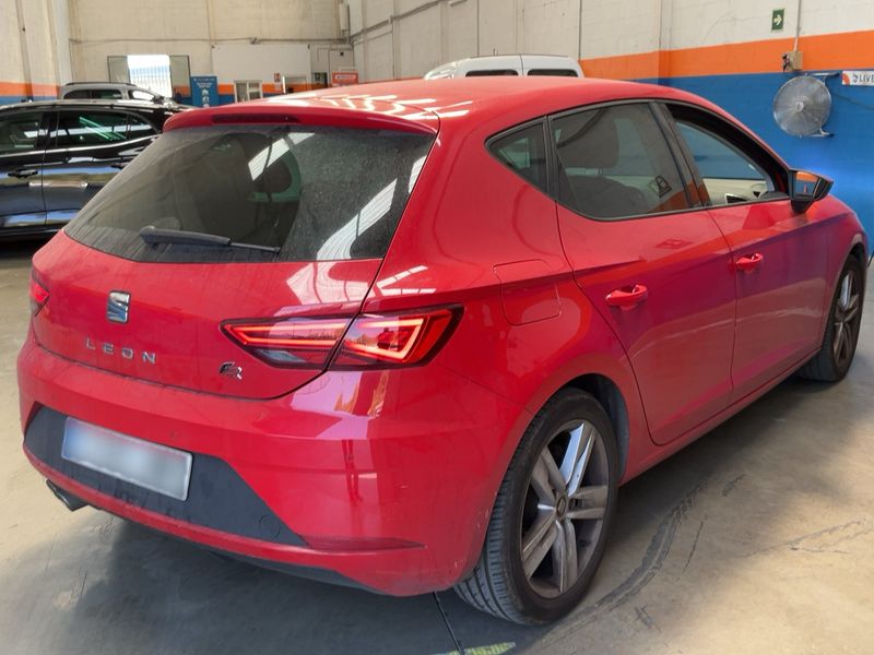 Seat Leon 2.0 TDI FR Plus — zdjęcie 6