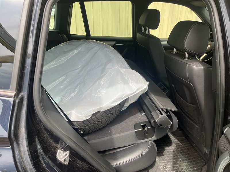 BMW X3 xDrive 30d Sport — zdjęcie 14
