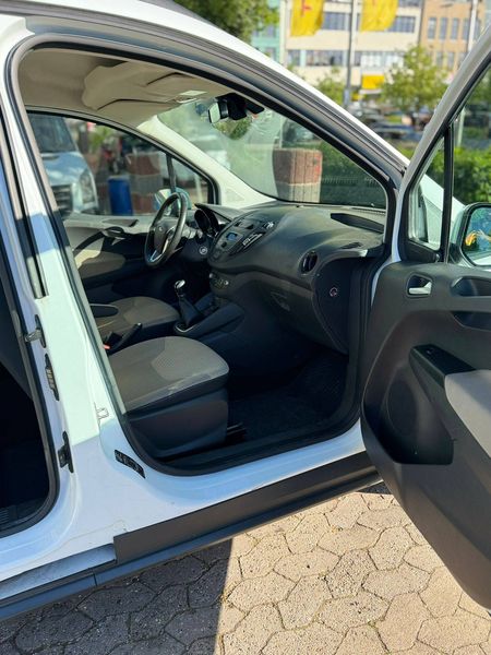 Ford Tourneo 1.0 EcoBoost Titanium — zdjęcie 23