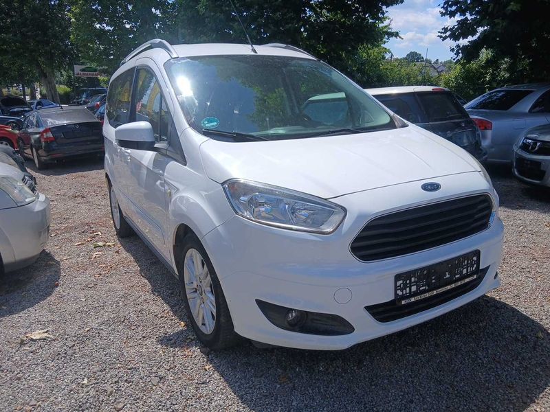 Ford Tourneo 1.0 EcoBoost Titanium — zdjęcie 6