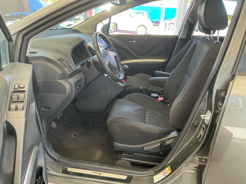 Toyota Corolla Verso 2.2 D-4D Sol — zdjęcie 3