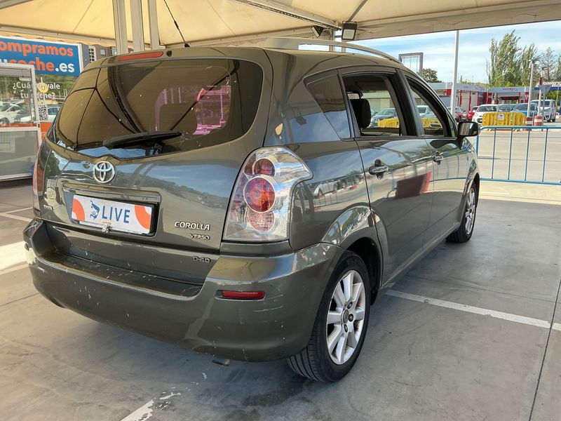 Toyota Corolla Verso 2.2 D-4D Sol — zdjęcie 2