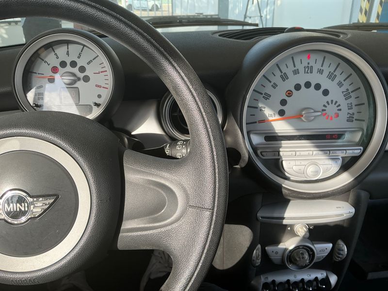 MINI One — zdjęcie 4