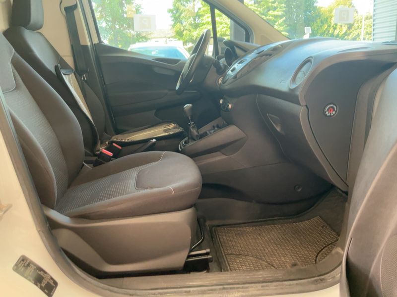Ford Transit 1.5 TDCi Trend — zdjęcie 11