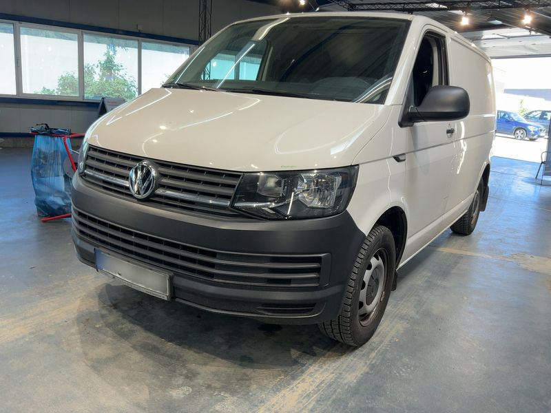2017 Volkswagen T6 Transporter