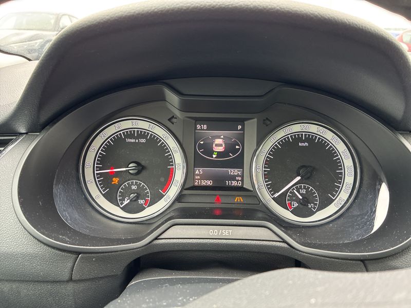 Skoda Octavia 2.0 TDI Style — zdjęcie 12