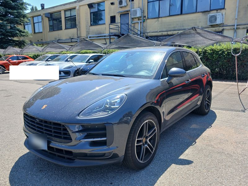 2020 Porsche Macan