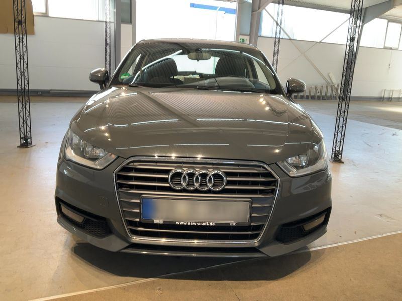 Audi A1 1.6 TDI — zdjęcie 9