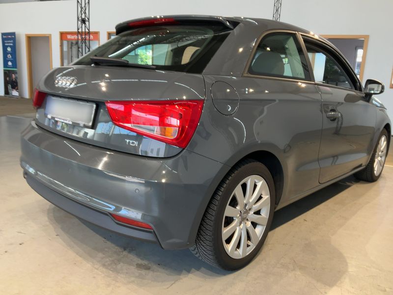 Audi A1 1.6 TDI — zdjęcie 6