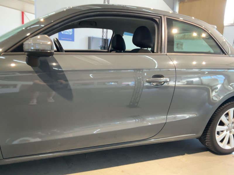 Audi A1 1.6 TDI — zdjęcie 4