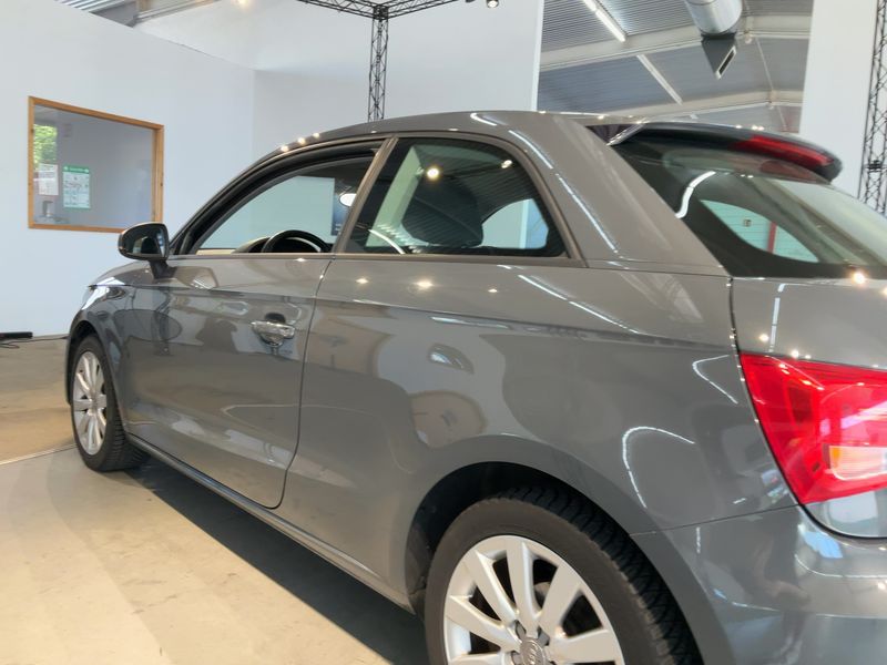 Audi A1 1.6 TDI — zdjęcie 3