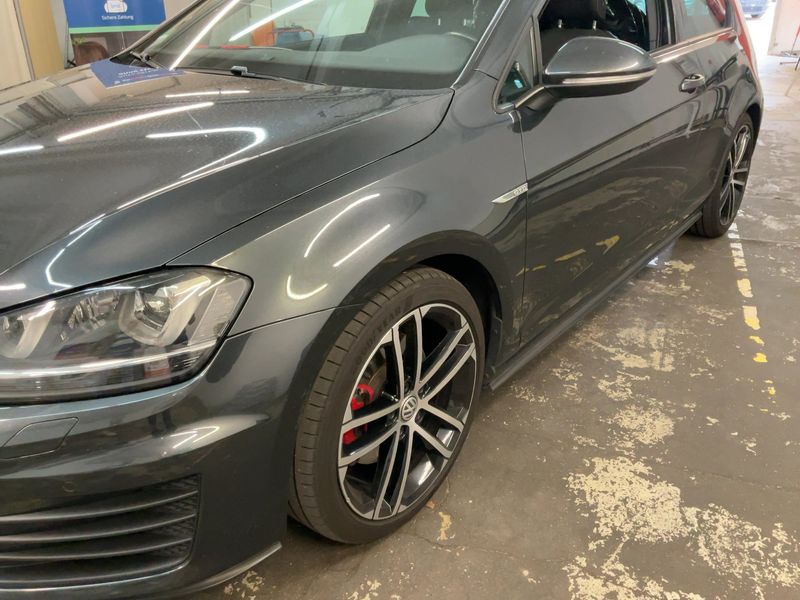Volkswagen Golf VII 2.0 TDI GTD BlueMotion Tech — zdjęcie 2