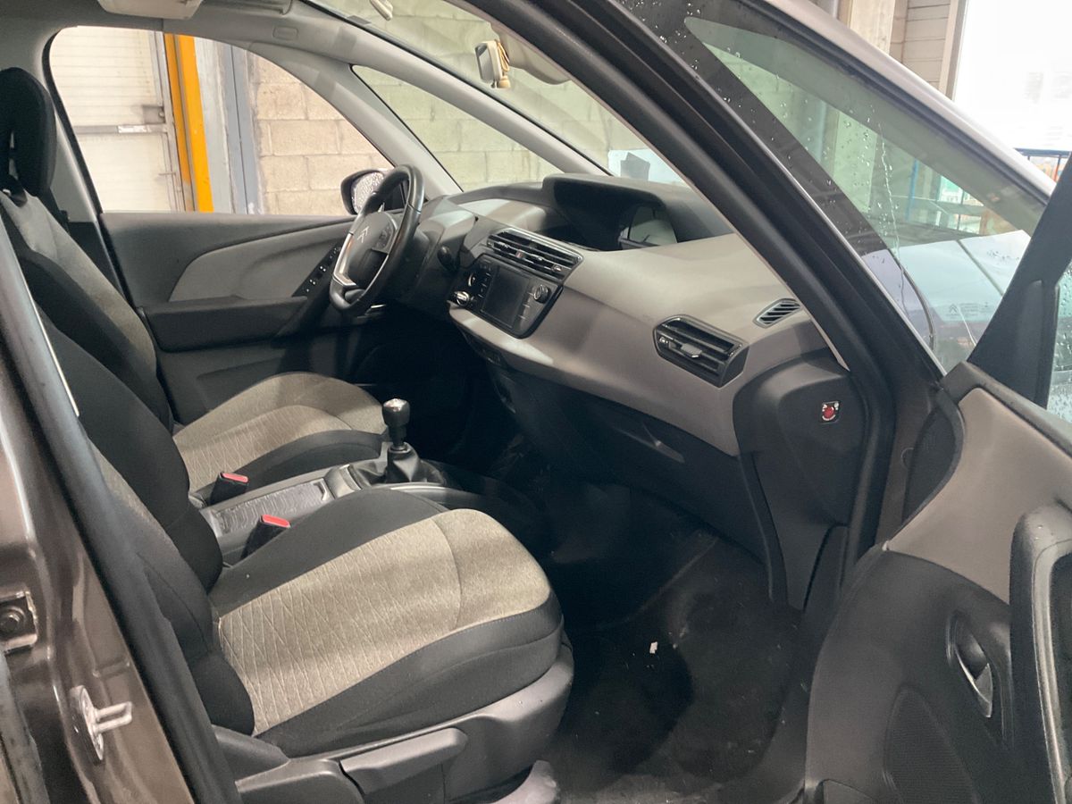 Citroen C4 2015 — photo 40