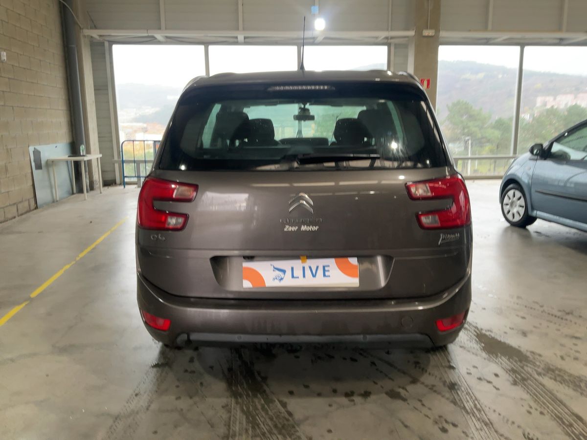 Citroen C4 2015 — photo 8