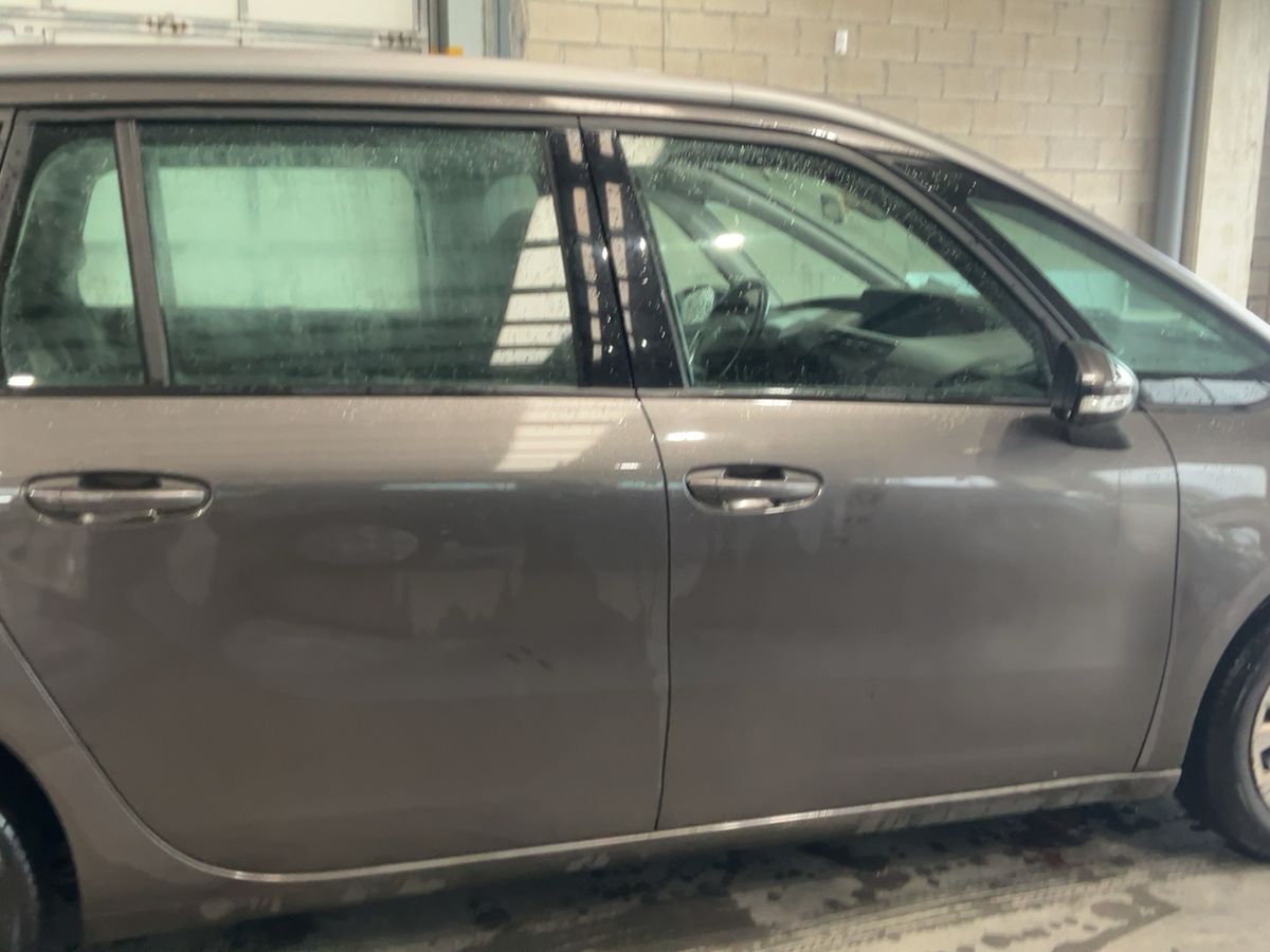 Citroen C4 2015 — photo 11