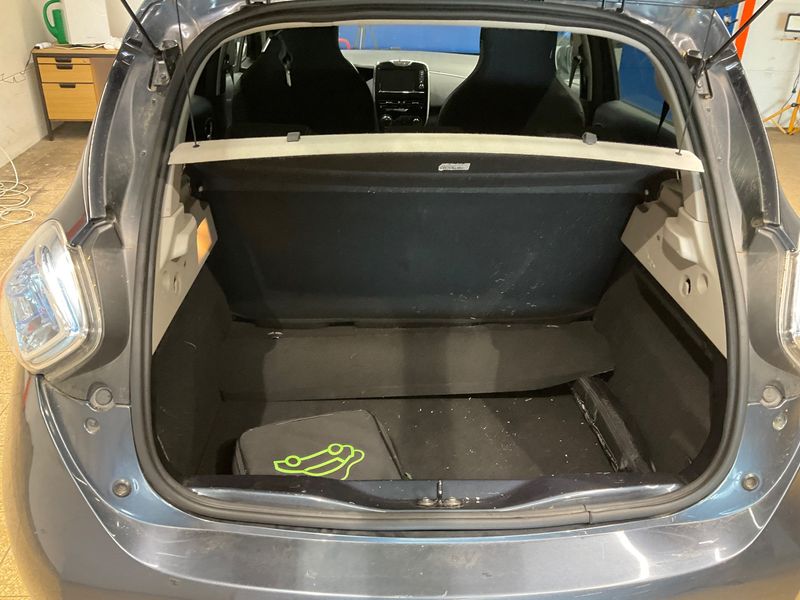 Renault Zoe electric drive 43 kW Intens 2018 – снимка 15