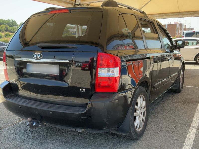Kia Carnival 2.9 CRDi VGT Emotion — zdjęcie 6