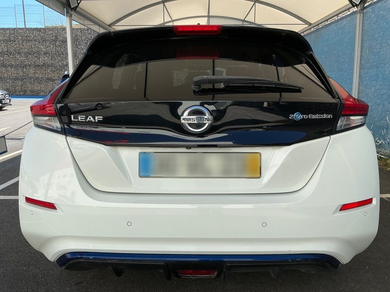 Nissan Leaf electric drive 110 kW Tekna — zdjęcie 5