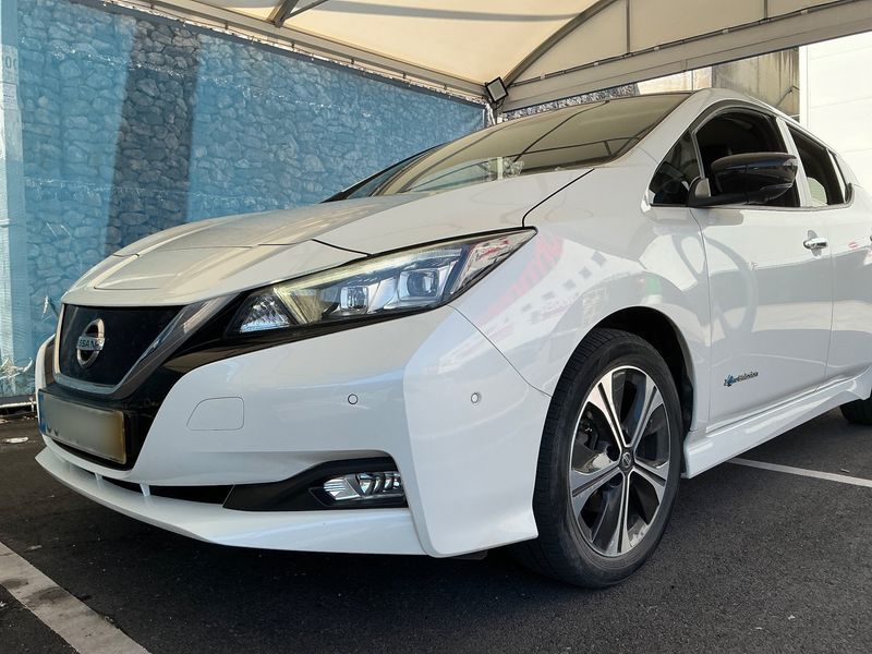 Nissan Leaf electric drive 110 kW Tekna — zdjęcie 2