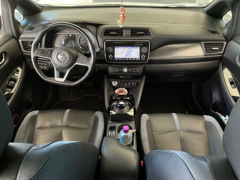 Nissan Leaf electric drive 110 kW Tekna — zdjęcie 12