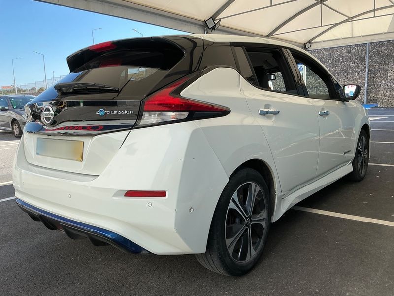Nissan Leaf electric drive 110 kW Tekna — zdjęcie 6