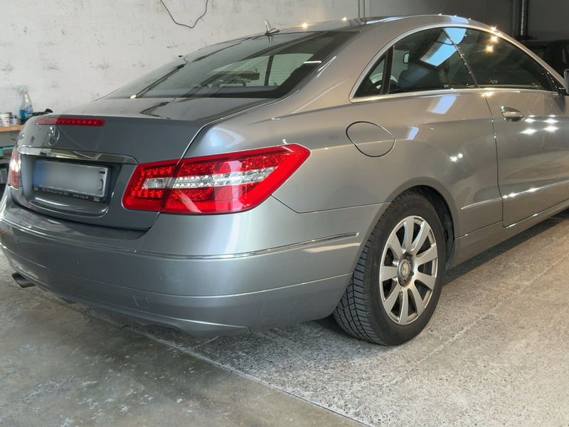 Mercedes-Benz E-Klasse E 250 CGI BlueEfficiency Avantgarde — zdjęcie 6