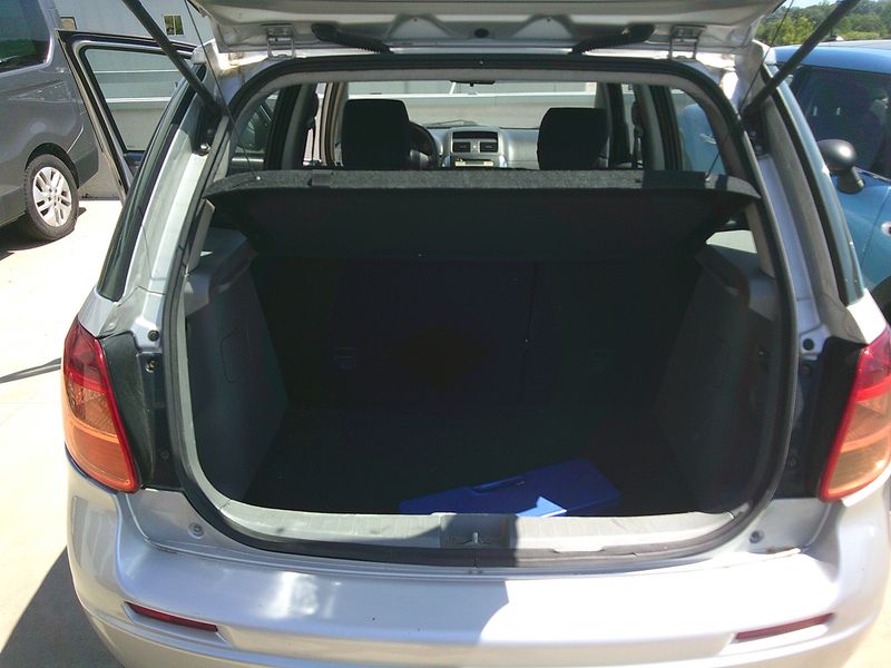 Suzuki SX4 1.9 DDiS Outdoor Line — zdjęcie 9