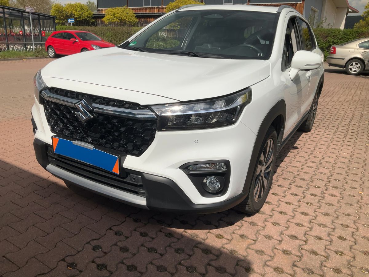 Suzuki S-Cross 2025