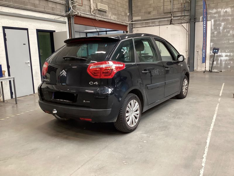 Citroen C4 Picasso 1.6 VTi Attraction — zdjęcie 2