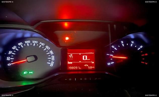 Citroen Berlingo 1.5 Blue-HDi Contrlol M — zdjęcie 12
