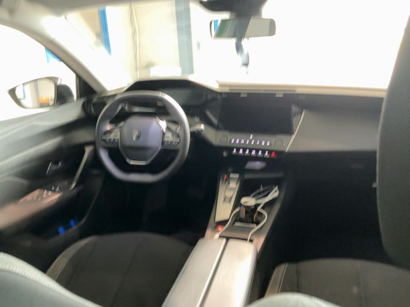 Peugeot 308 1.2 PureTech Active Pack — zdjęcie 12