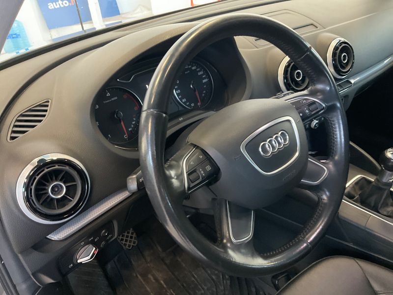 Audi A3 Sportback 1.6 TDI Ambiente 2015 – снимка 26
