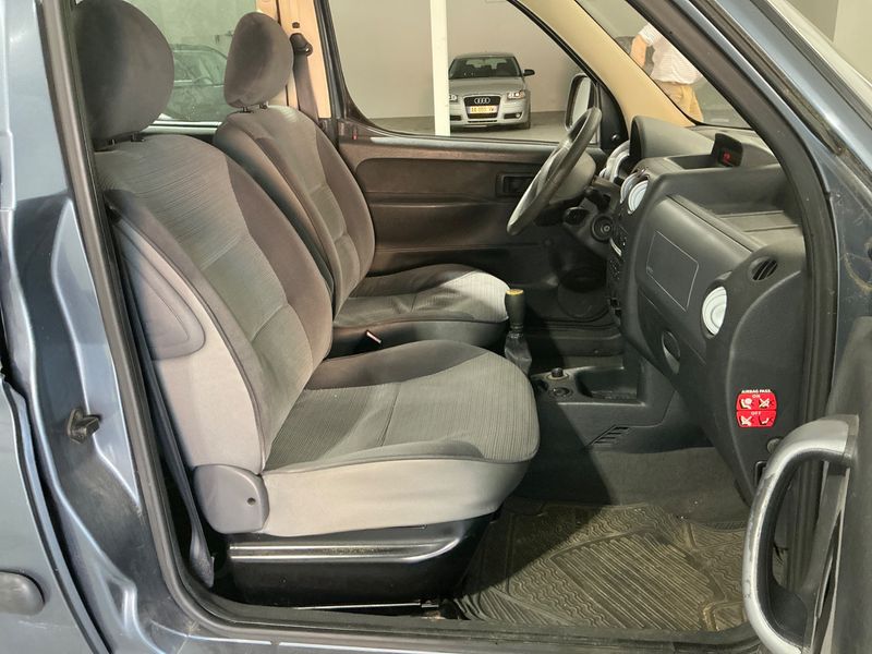 Citroen Berlingo 2.0 HDi Luxe — zdjęcie 3
