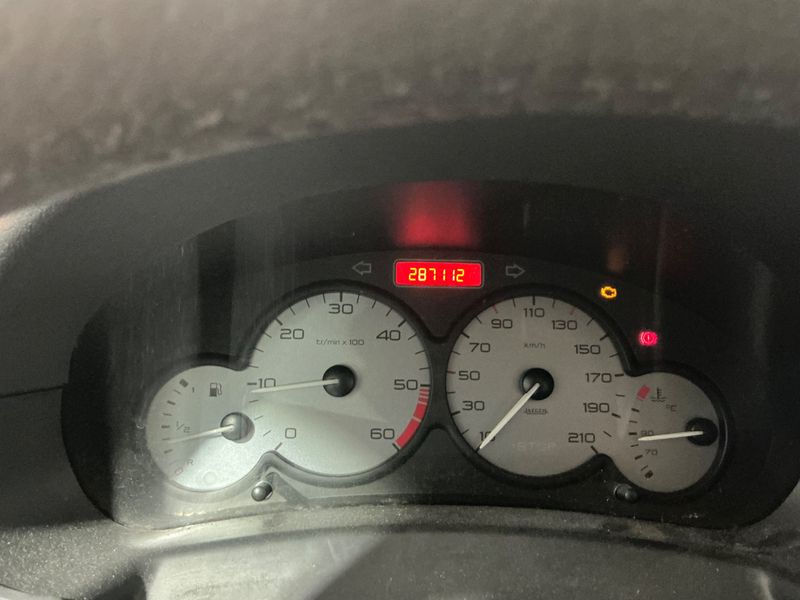 Citroen Berlingo 2.0 HDi Luxe — zdjęcie 4