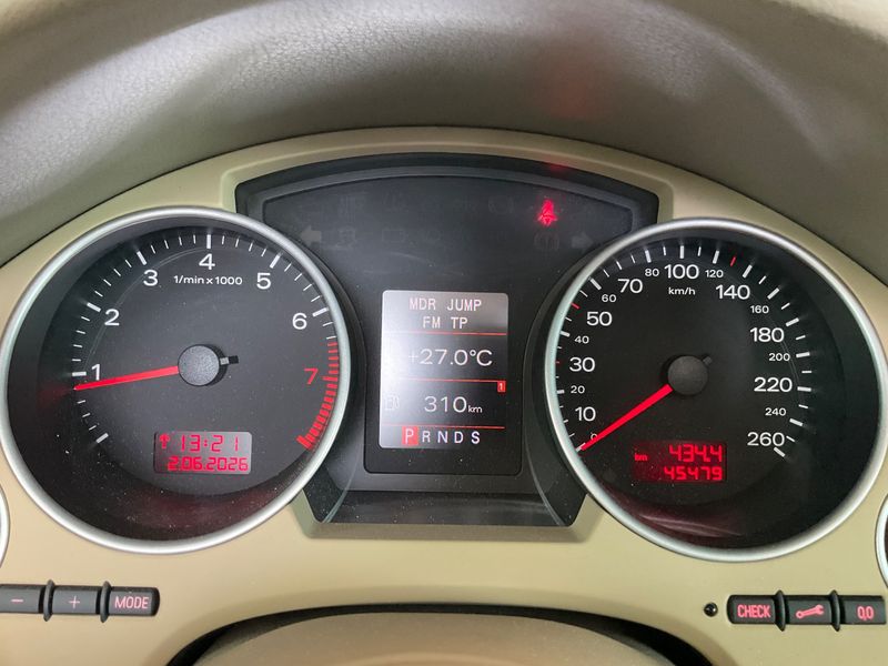 Audi A4 1.8 Turbo — zdjęcie 13