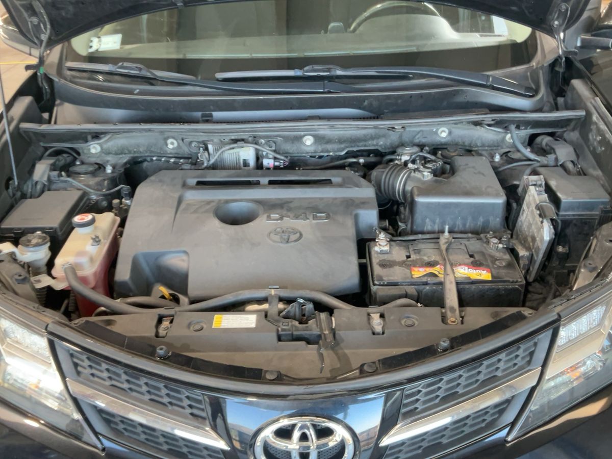 Toyota RAV 2015 — photo 23