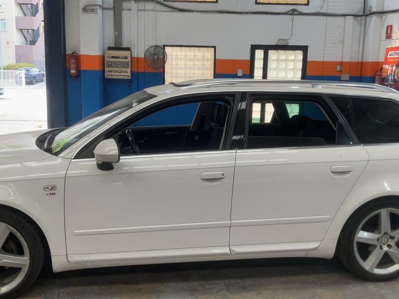 Seat Exeo 2.0 TDI Sport 2011 – снимка 4