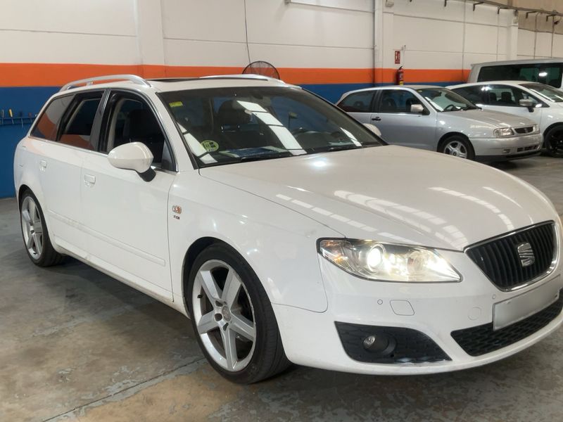 Seat Exeo 2.0 TDI Sport 2011 – снимка 12