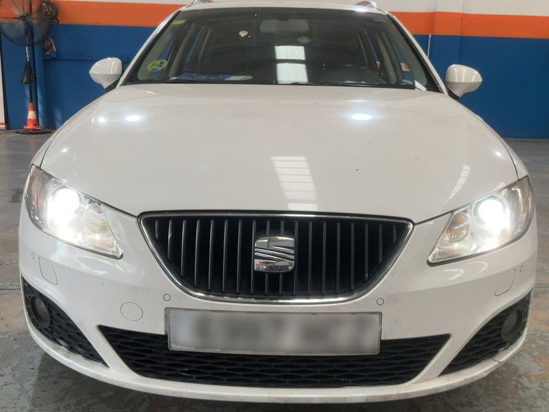 Seat Exeo 2.0 TDI Sport 2011 – снимка 14
