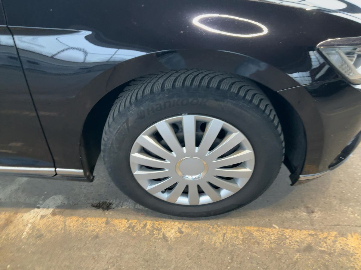 Volkswagen Passat 2016 — photo 12