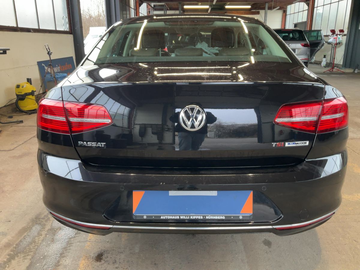 Volkswagen Passat 2016 — photo 8
