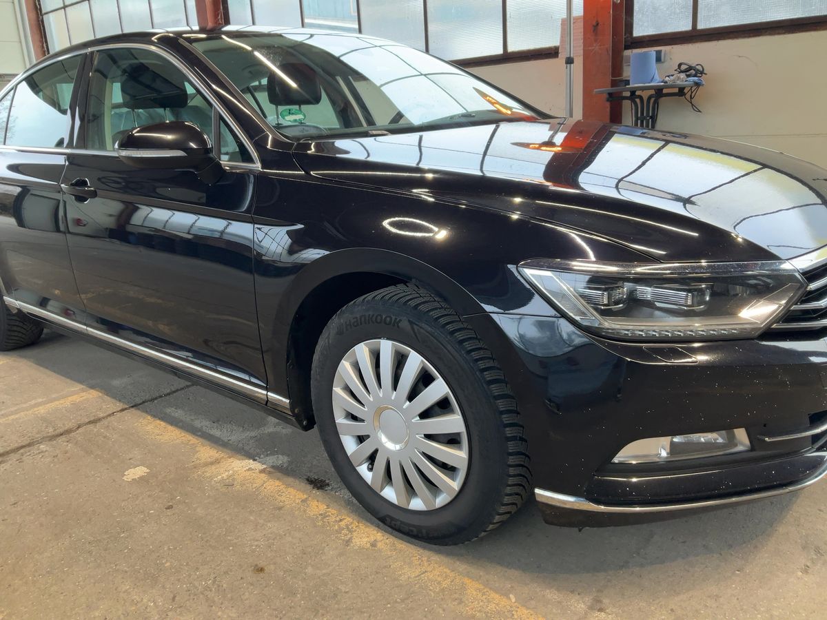 Volkswagen Passat 2016 — photo 13