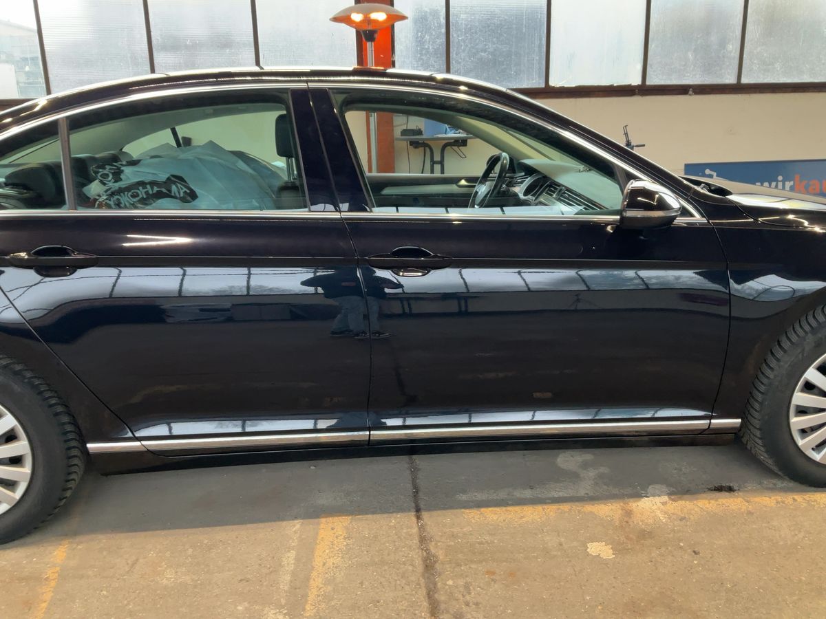 Volkswagen Passat 2016 — photo 11