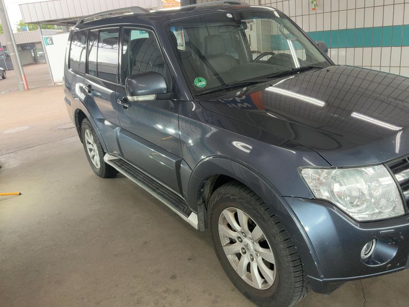 Mitsubishi Pajero 3.2 DI-D Instyle — zdjęcie 8